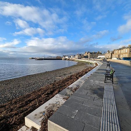 Great Location, Large 1 Bed Flat With Parking Appartement Broughty Ferry Buitenkant foto
